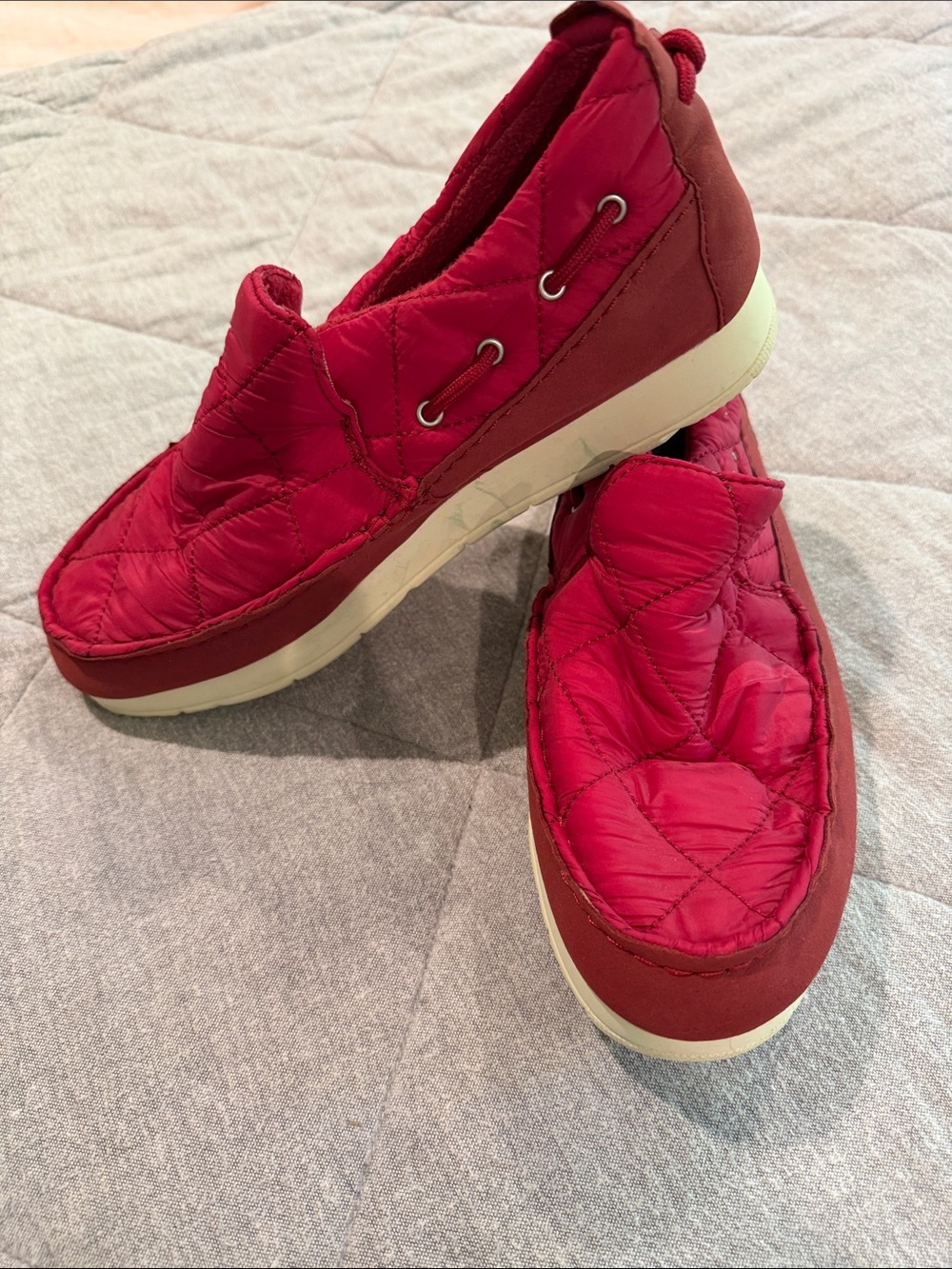 Sperry Quilted Slip-On Sneakers in Berry Red with Cream Sole size 9